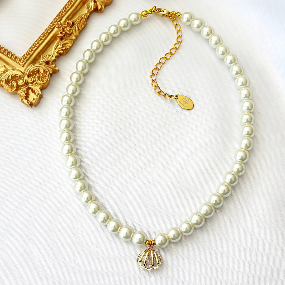 24K Muschel-Halsband aus tschechischen Perlen